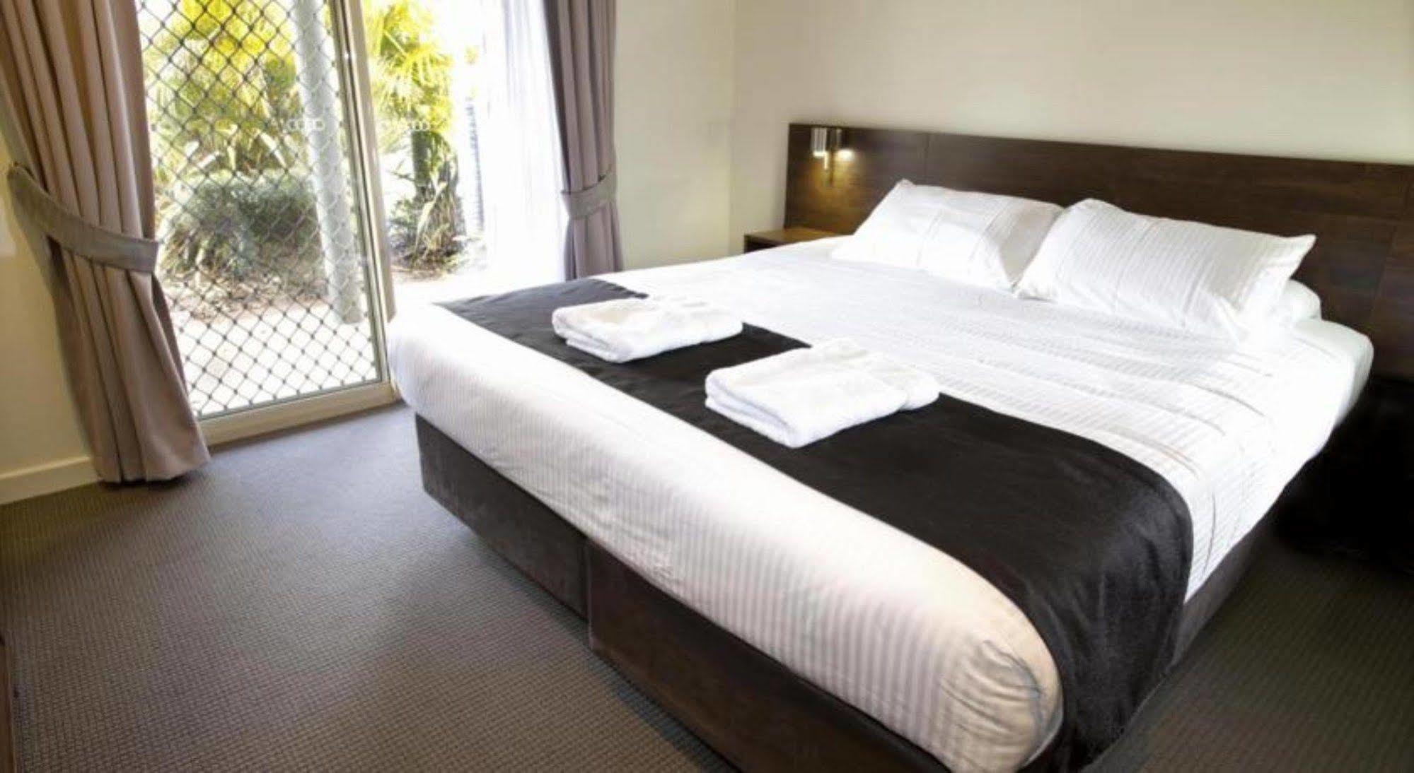 Mercure Bunbury Sanctuary Golf Resort מראה חיצוני תמונה